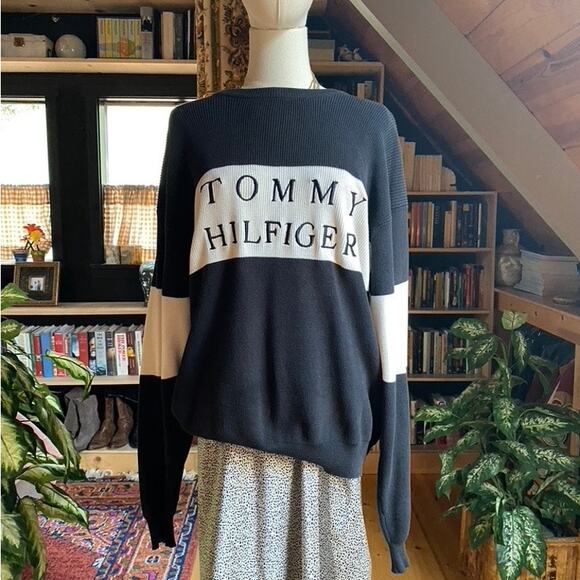 Tommy Hilfiger Sweatshirt - Picture 1 of 6